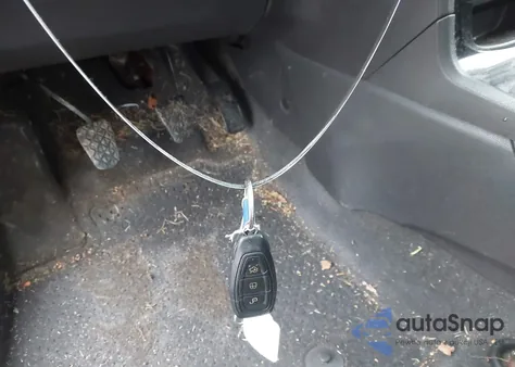 2014 Ford Fiesta Titanium из США, поврежденный, VIN 3FADP4FJXEM134819